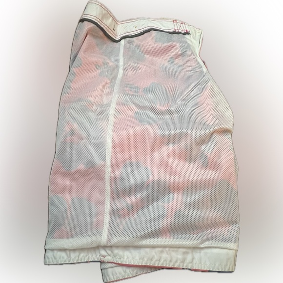 Abercrombie & Fitch Swim Trunks Size M Pink and Blue Floral 2018 Hibiscus Long - Picture 6 of 15